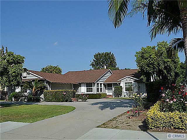 1st image of 6704 Loch Alene Ave