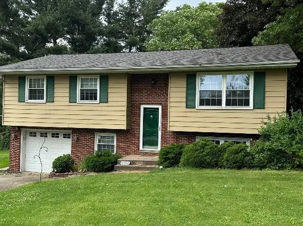 10056 Reese Dr, Girard, PA 16417