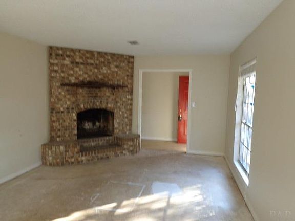 3rd image of 3820 Gatewood Dr
