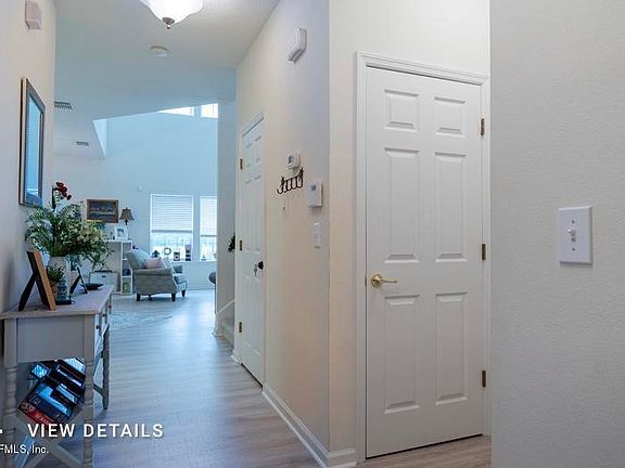 2nd image of 426 Wooded Crossing Cir