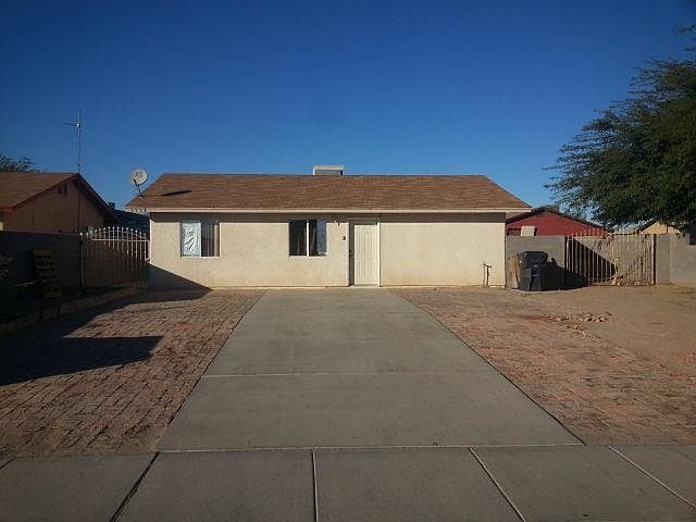1st image of 1994 E Monreal Ln