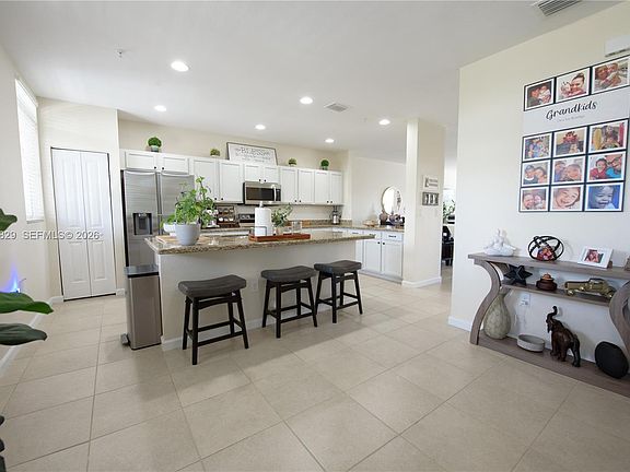 3rd image of 27533 SW 139th Psge