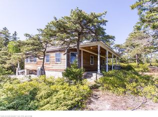 21 Old Quarry Rd, Brooksville, ME 04617