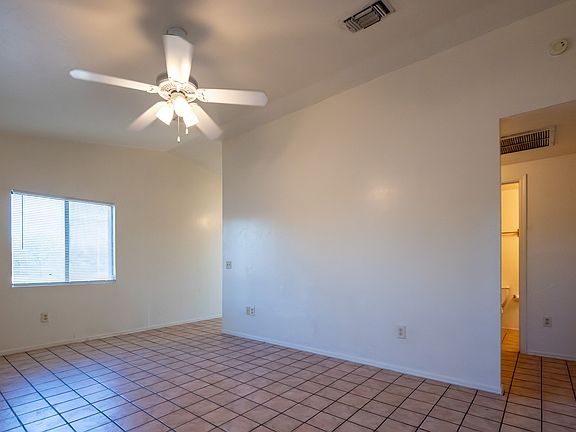 2nd image of 514 N Shawnee Ave