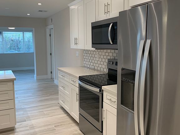5th image of 5809 E Friess Dr
