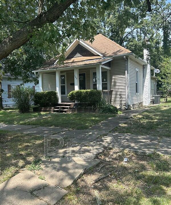 1st image of 706 W Kansas St