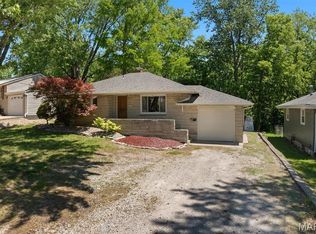 613 Poplar St, Highland, IL 62249