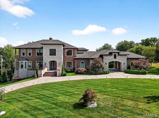 13354 Thornhill Dr, Saint Louis, MO 63131