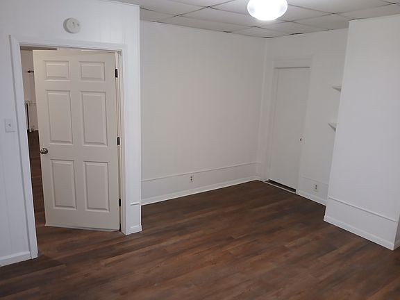 5th image of 126 Norwood Ave APT 2