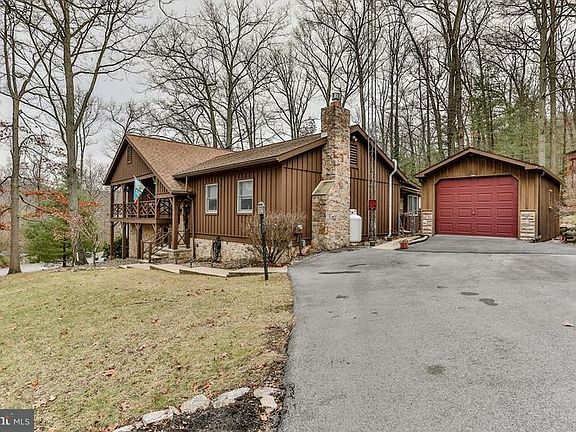 3rd image of 8275 Michaux Dr