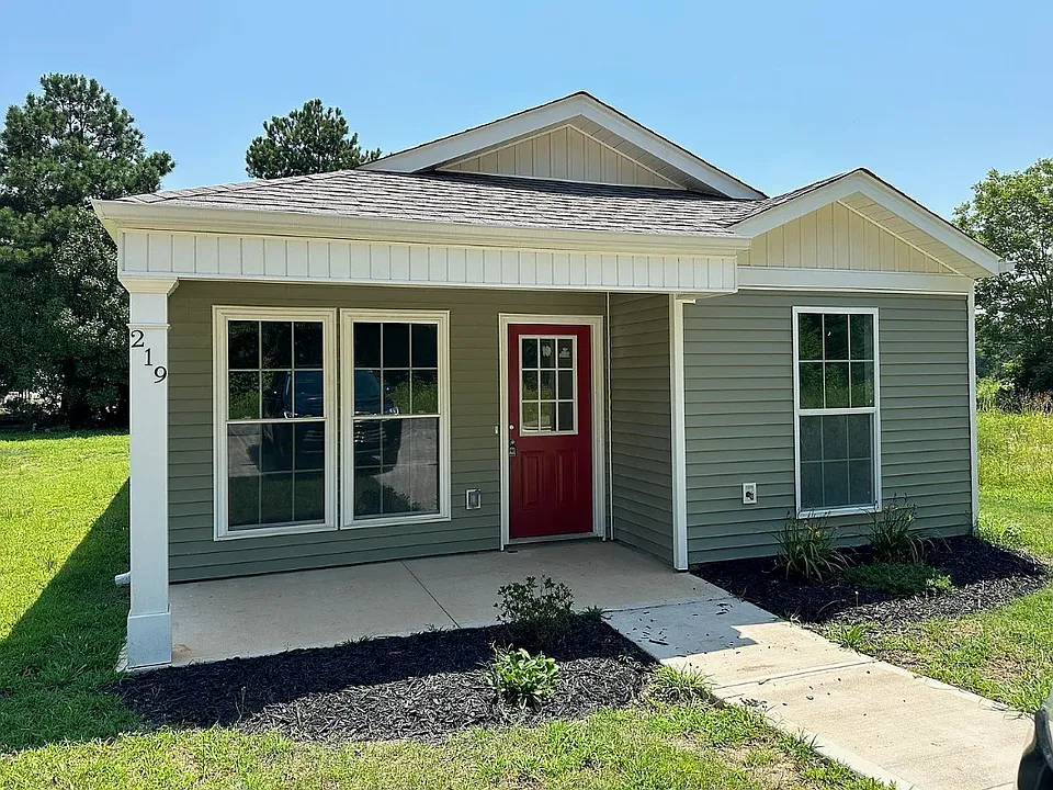 219 Brandi Ln