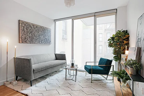 Rented by Compass | media 19