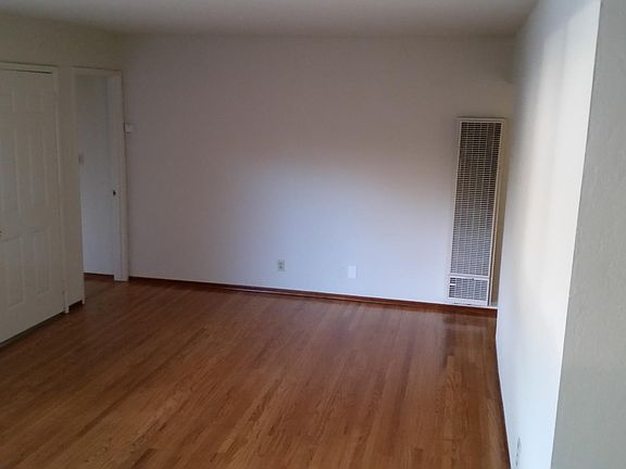 4th image of 1682 Beck Dr