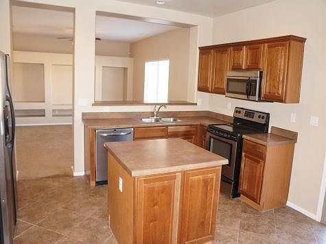 2nd image of 44626 W Yucca Ln