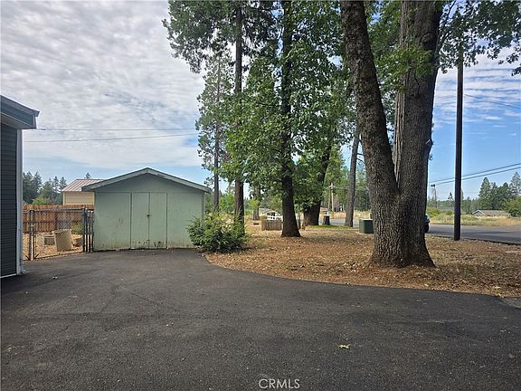 3rd image of 14178 Creston Rd