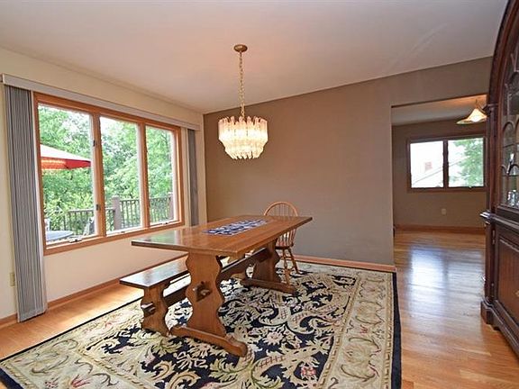 4th image of 8396 Eagleridge Dr