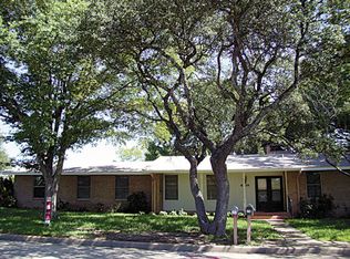 110 Cristol Dr, Fredericksburg, TX 78624