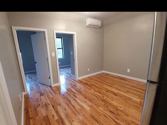 5th image of 1230 College Ave #1F
