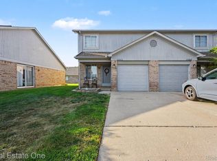 23312 Bunte Ct #45, Brownstown, MI 48183