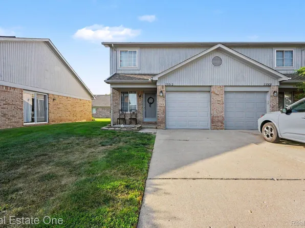 23312 Bunte Ct #45, Brownstown, MI 48183
