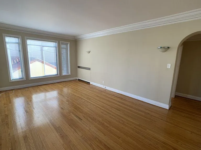 1695 Beach St #203 — Photo 6