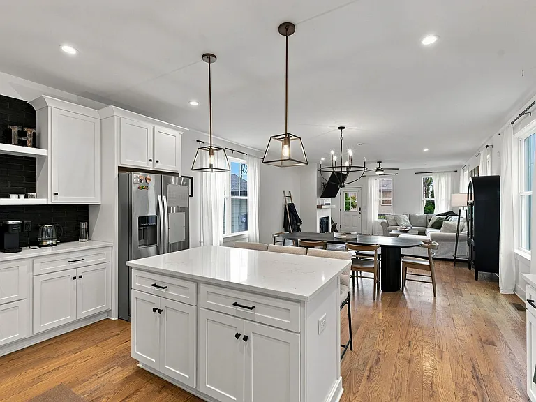 6003B New York Ave — Photo 8