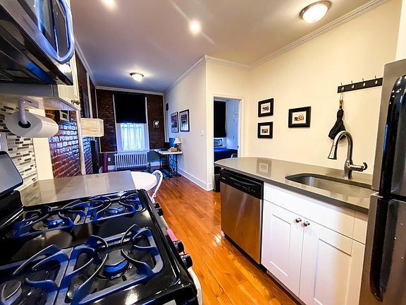 4th image of 30-26 31st St #4F4