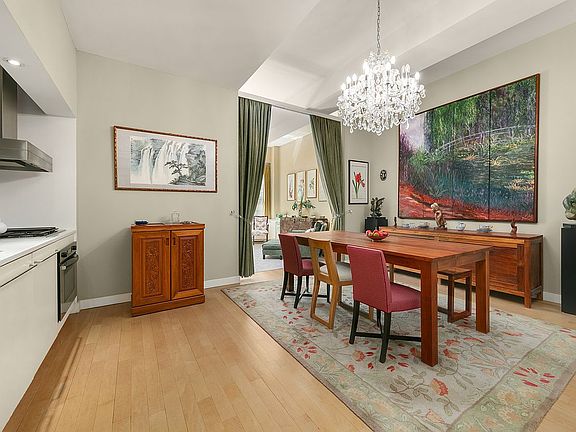3rd image of 15 Broad St APT 1922