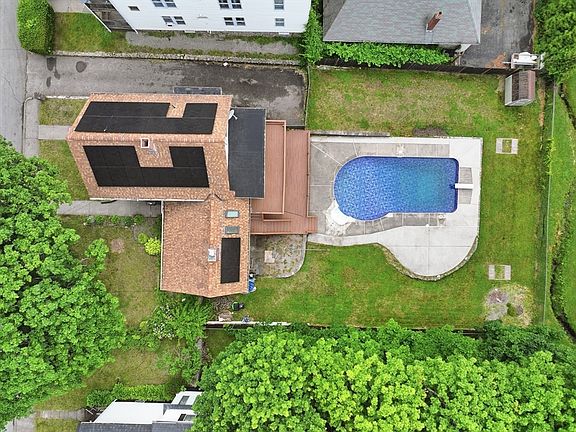 3rd image of 11 Glover St