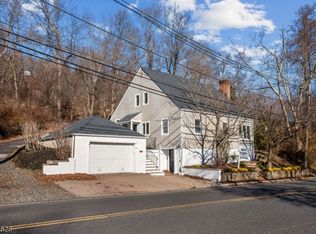 406 River Rd, Chatham, NJ 07928