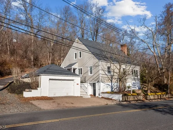 406 River Rd, Chatham Twp., NJ 07928