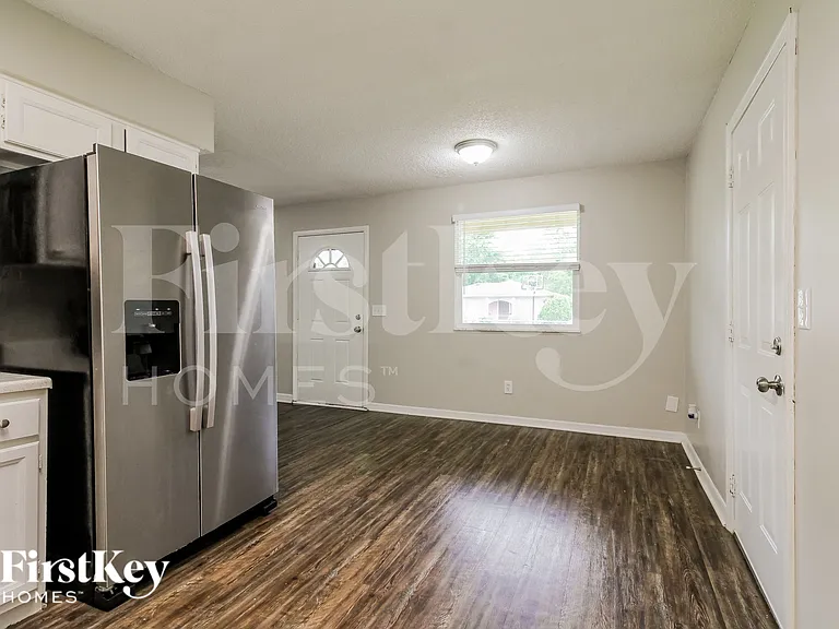 7742 Club Duclay Dr — Photo 5