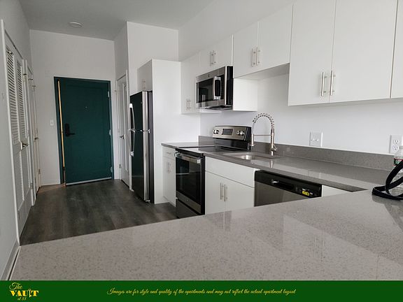4th image of 88 Pleasant St #201