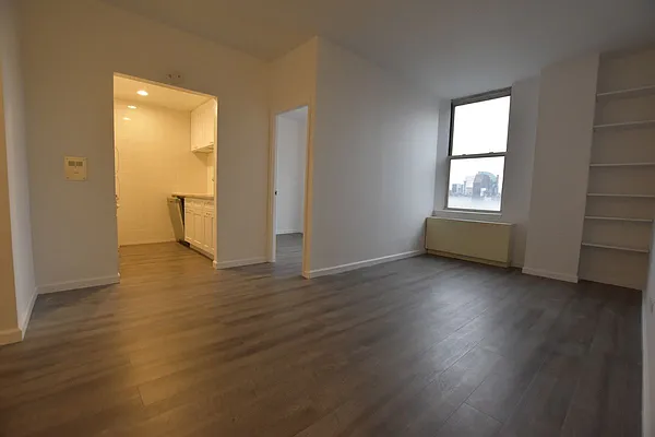 Rented by REAL New York | media 6