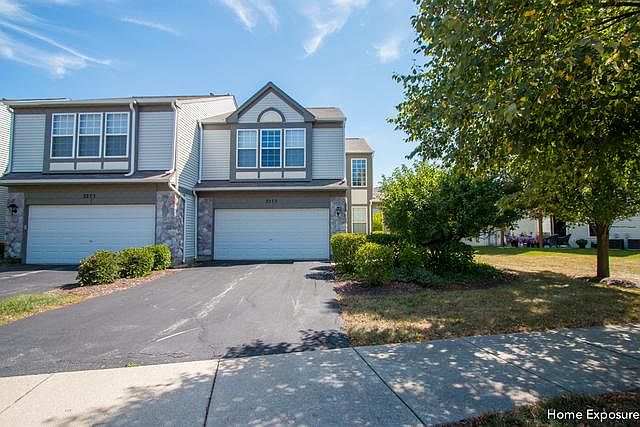 1st image of 3273 Bromley Ln