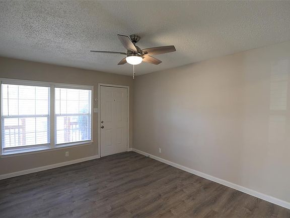 5th image of 2329 Kingswood Dr