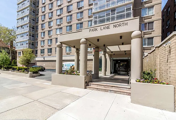 Rented by Prime Realty | media 35