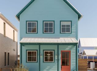1048 Hangar Dr, Oklahoma City, OK 73108