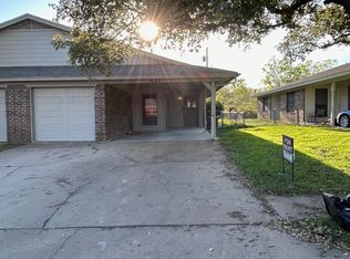 822 Terry Trl, Weatherford, TX 76086