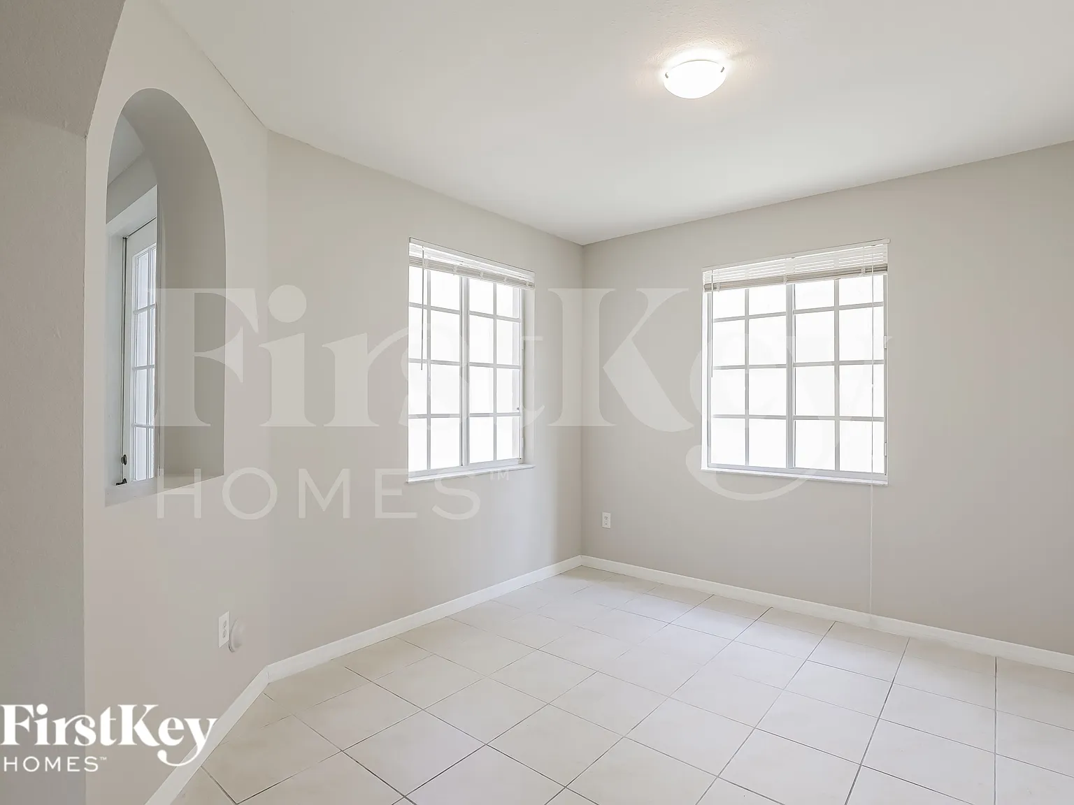 4 bed, 3.0 bath, 2658 sqft, $3,465 — Photo 4