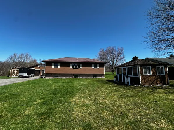 212 Meehan Rd, Malone, NY 12953