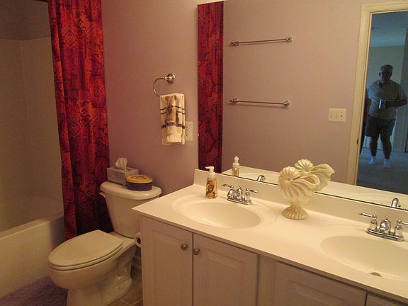 4th image of 37945 Bayview Cir E
