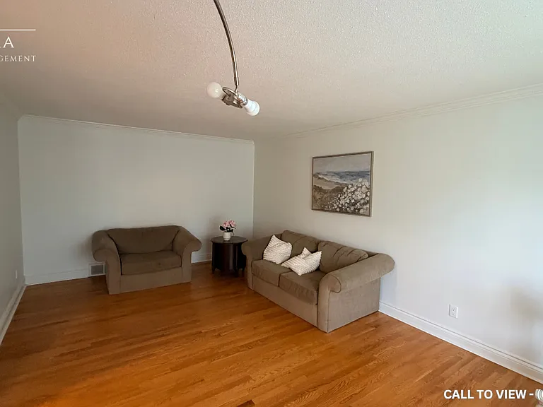 98 Canter Blvd — Photo 5