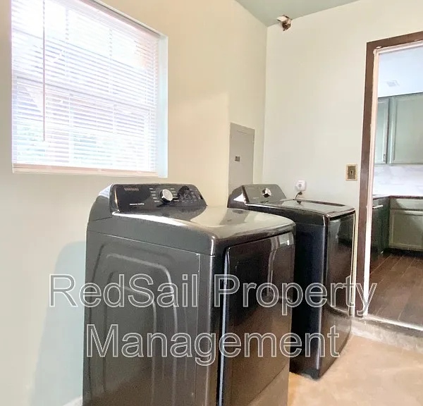 428 Fort Worth St — Photo 26