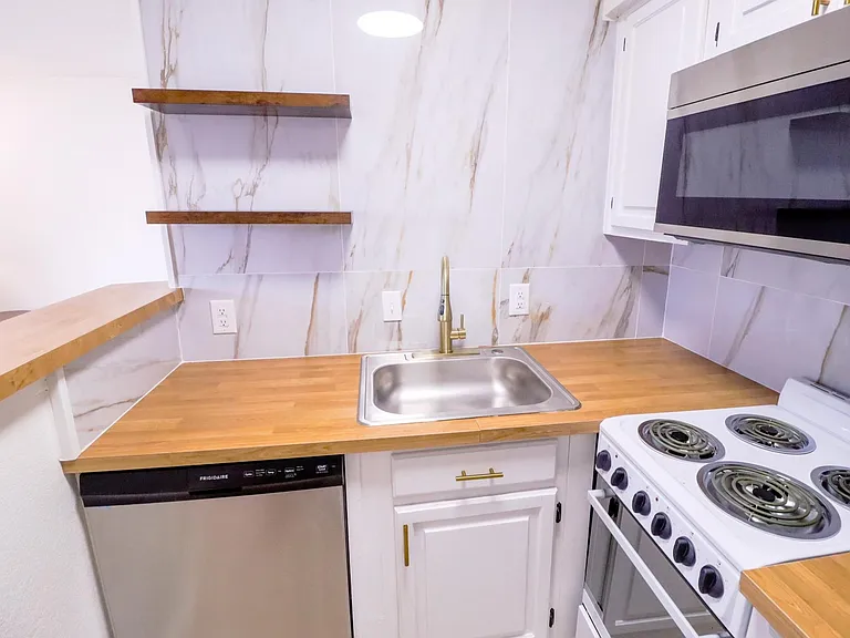 2309 Balsam Dr #K301 — Photo 3