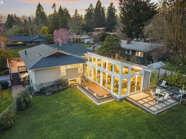 4704 SW 53rd Ave, Portland, OR 97221