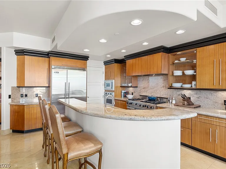 9103 Alta Dr #807 — Photo 8