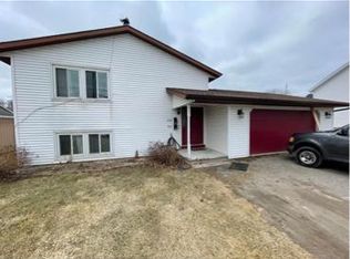 515 Dakota St, Oshkosh, WI 54902