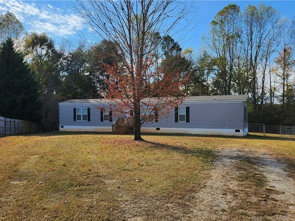 224 Kennemer Ln, Liberty, SC 29657