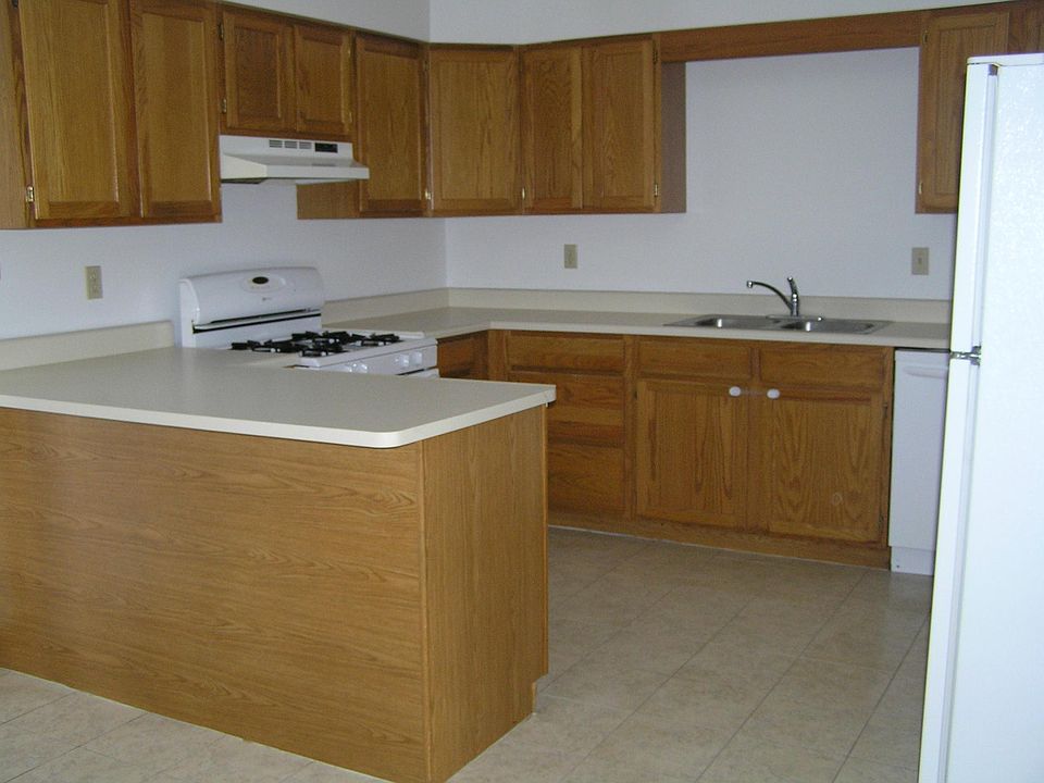 2nd image of 1296 Lake Charles Ave